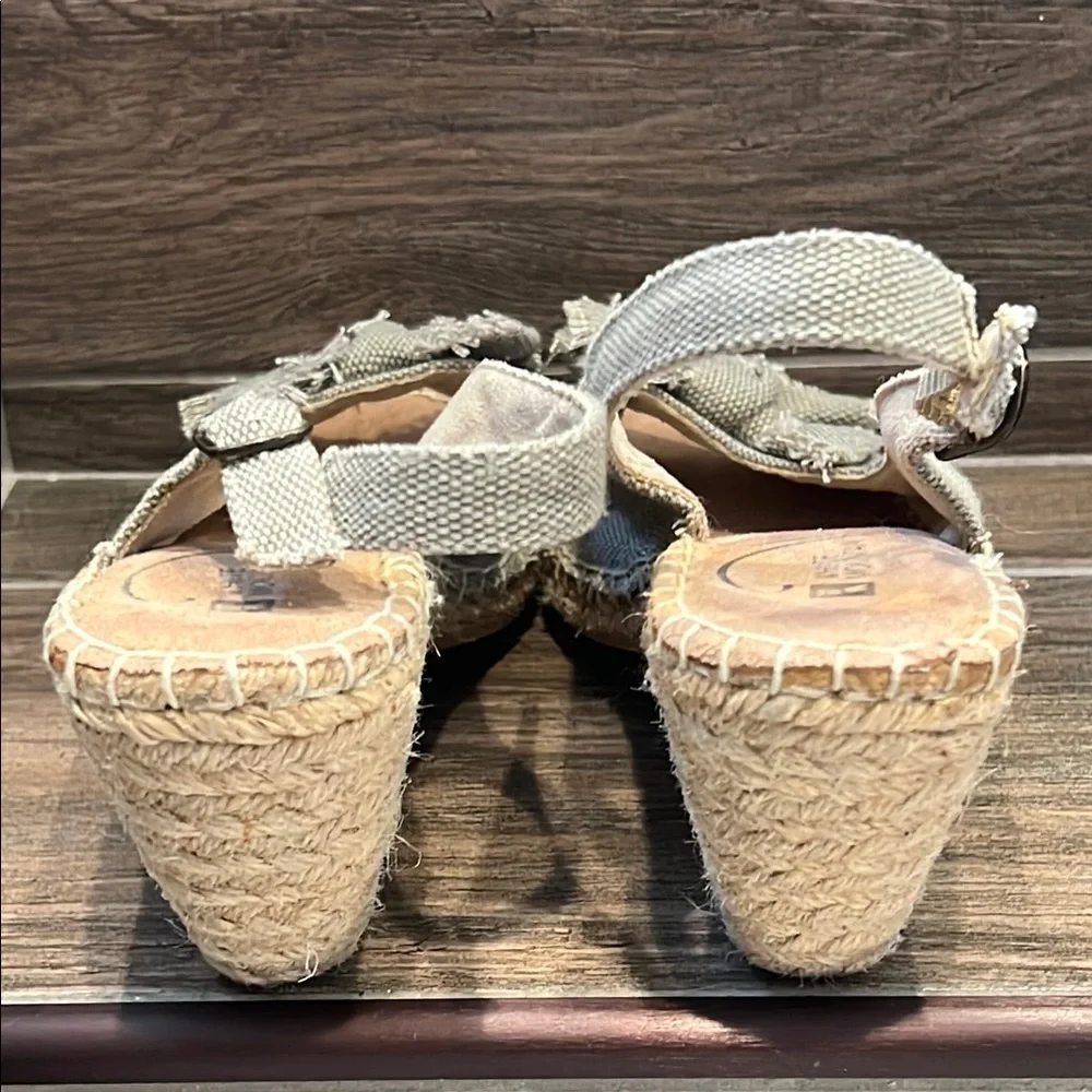 White Mountain Mossy Gray Fabric Espadrille Sandals with Bow Detail
